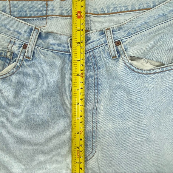 Levi's 501 RARE Lightwash 1980's Button Fly Made In USA Jeans 33 - Picture 12 of 15